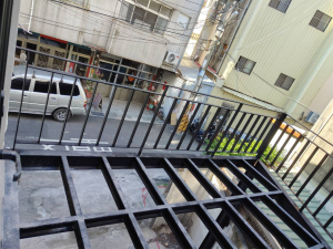 欄杆+平台鋼構